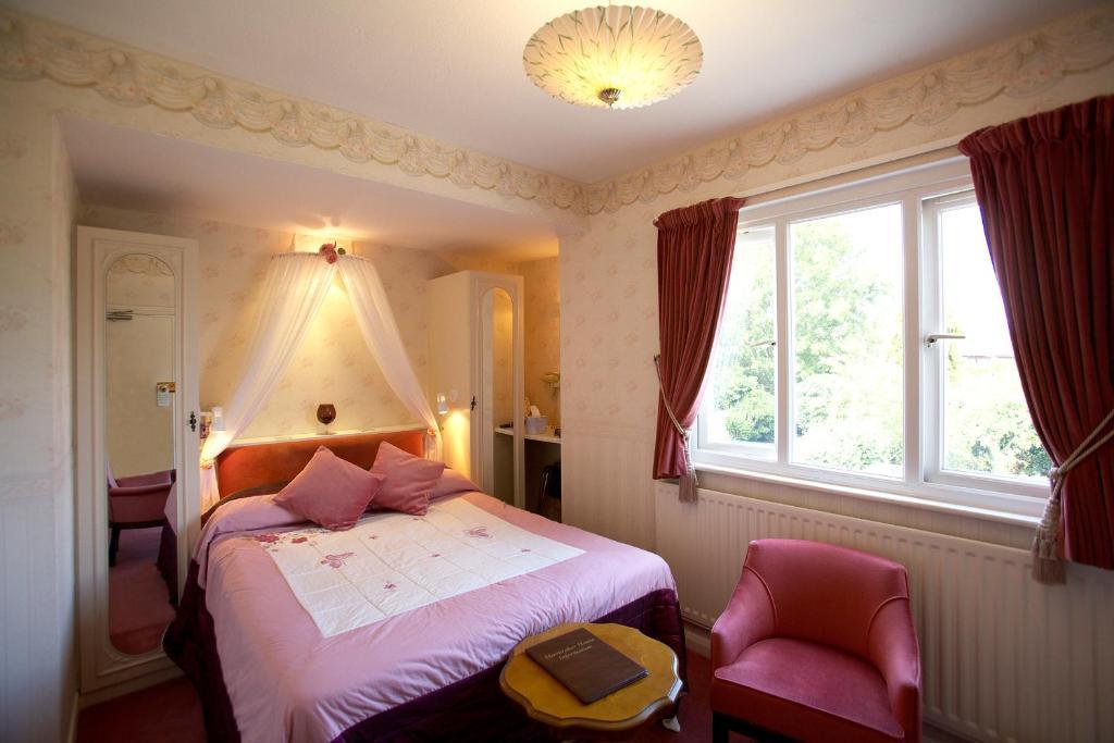 Готель Moonraker House Стретфорд-на-Ейвоні Номер фото